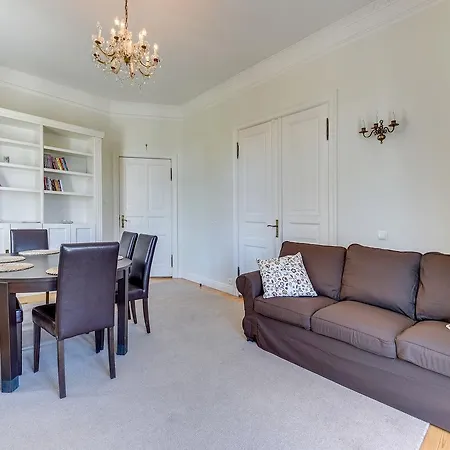 Lion - Neptun Appartement *